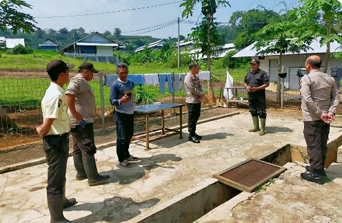 Kapolsek Jabung bersama Anggota Laksanakan Patroli Sekaligus berikan Pembinaan Bagi Satpam
