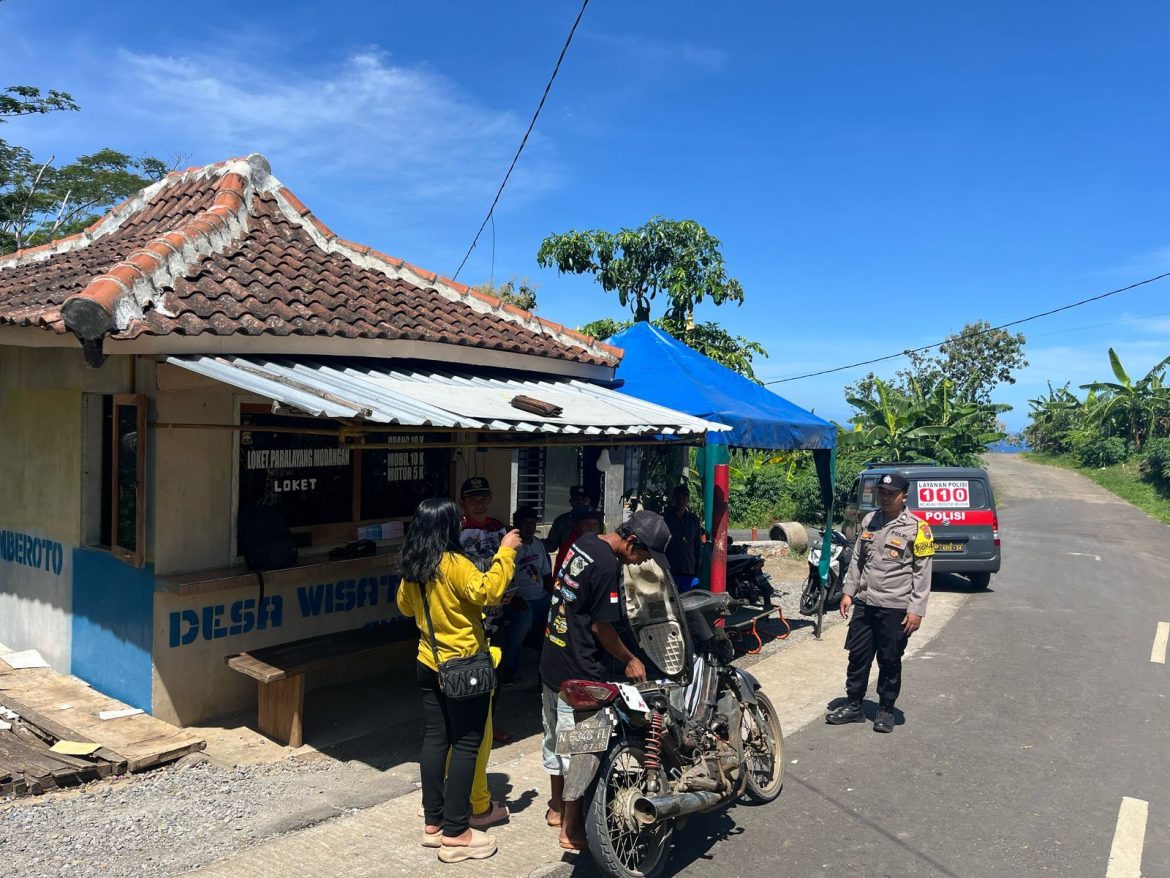 Kapolsek AKP Gunawan Marsudi Laksanakan Pengamanan Wisata di Daerah Hukum Polsek Donomulyo