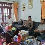 Kapolsek Wajak Meningkatkan Sinergitas dengan Perangkat Desa