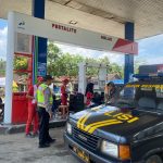 Anggota Polsek Donomulyo Patroli Siang Hari Antisipasi Tindak Kejahatan Ke SPBU