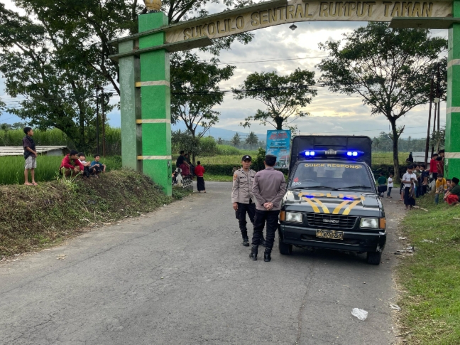 Memastikan Keamanan Wilayah, Polsek Wajak Lakukan Patroli dan Pemantauan di Desa Sukolilo