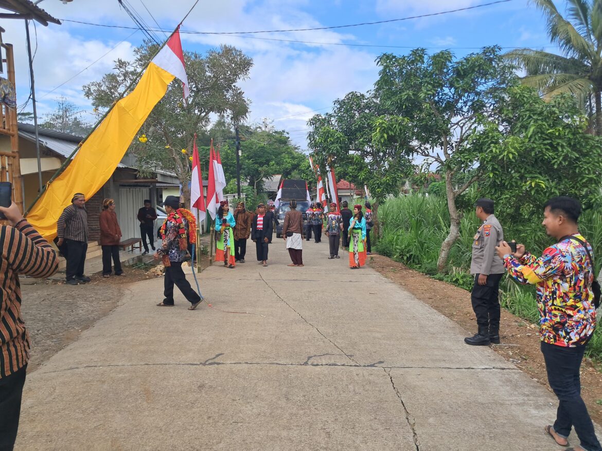 Polsek Donomulyo Laksanakan Pengamanan Kegiatan Bersih Dusun Sumberoto