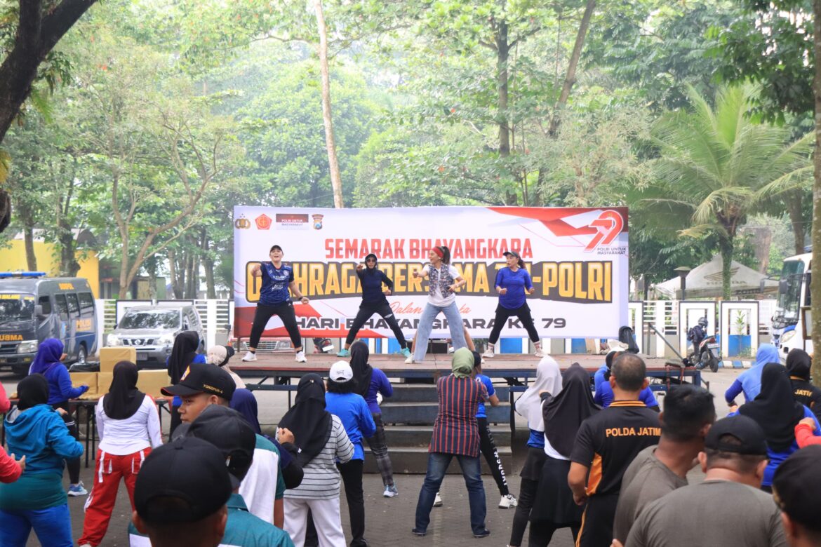 Polres Malang Gelar Olahraga Bersama TNI-Polri dan Warga, Sajikan Layanan Publik hingga Makan Gratis