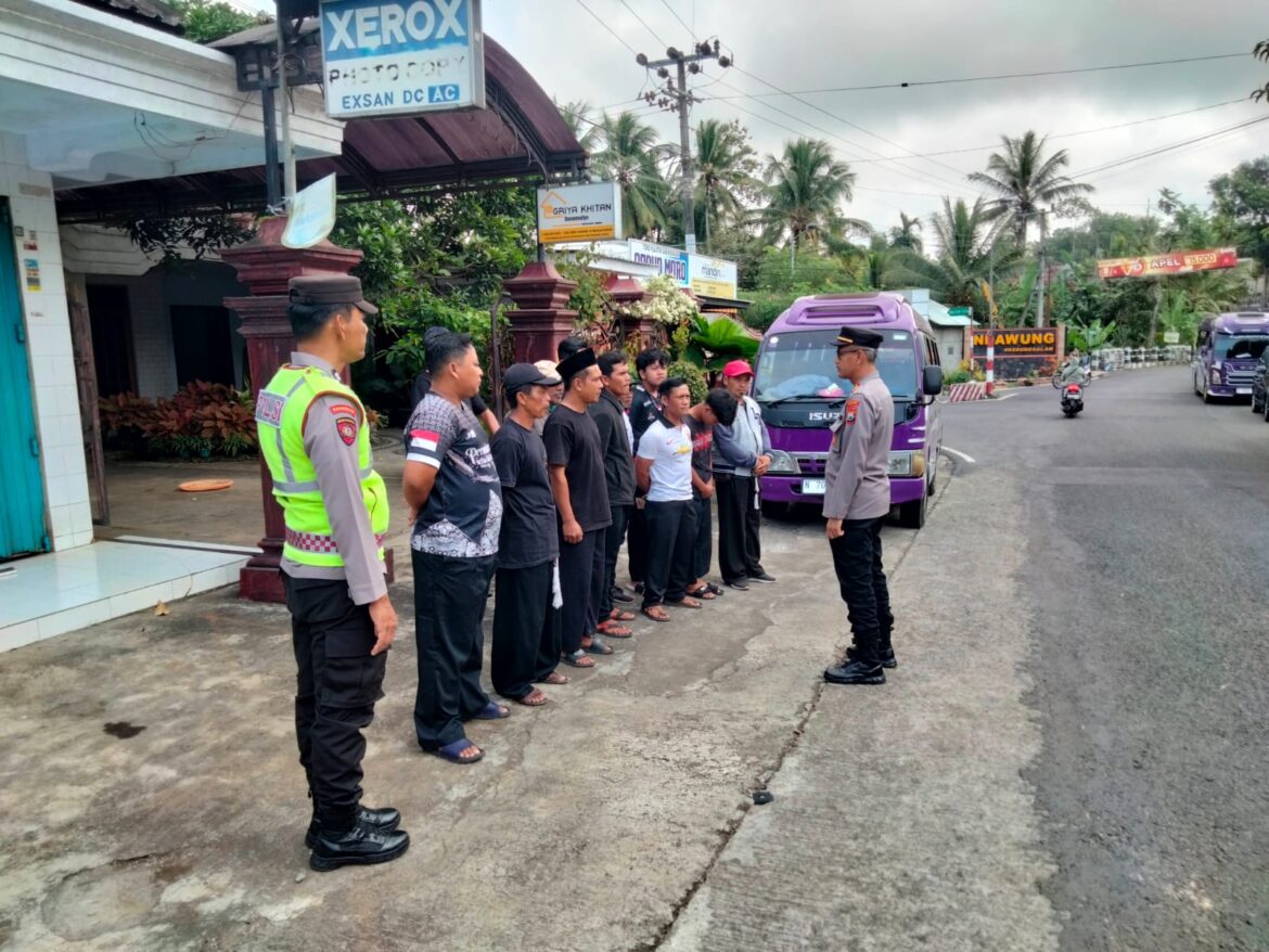 Polsek Donomulyo Laksanakan Pengamanan Calon Warga Ranting Donomulyo