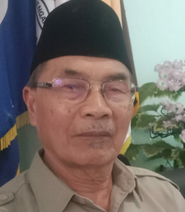 Usia 82 Tahun, Kakek Siswardji Masih Aktif Mengajar Bahasa Jawa di SMA PGRI Gedangan