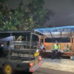 Bhabinkamtibmas Desa Donomulyo Nongkrong Bareng Warga di Pos Kamling