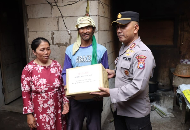 Polres Malang Gelar Baksos untuk Korban Puting Beliung di Karangploso