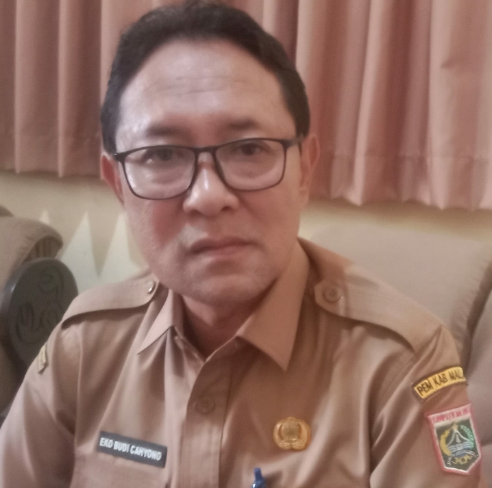 Dikukuhkan Sebagai Kampung Zakat, Desa Jambangan Dapat Bantuan Alat Pengelolaan Sampah dan UMKM