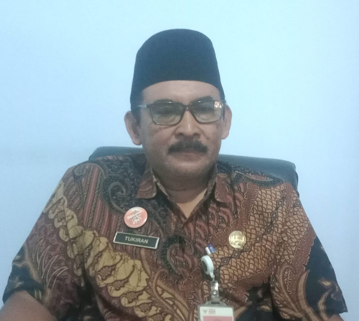 Pendistribusian MBG di Turen Lancar, Ribuan Siswa Nunggu Giliran