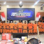 Polres Malang Gulung 14 Pengedar Narkoba, Ratusan Gram Sabu Disita