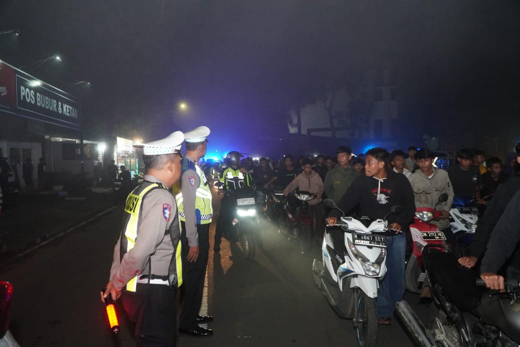 Operasi Zebra Semeru, Polres Malang Amankan 236 Motor saat Razia Balap Liar di Depan Kanjuruhan