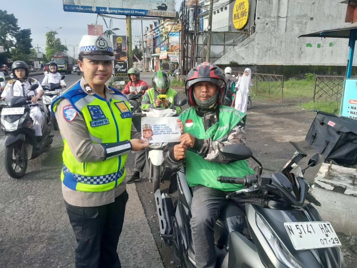 Operasi Zebra Semeru 2025, Satlantas Polres Malang Gencarkan Edukasi ke Pelajar hingga Pengemudi Ojol