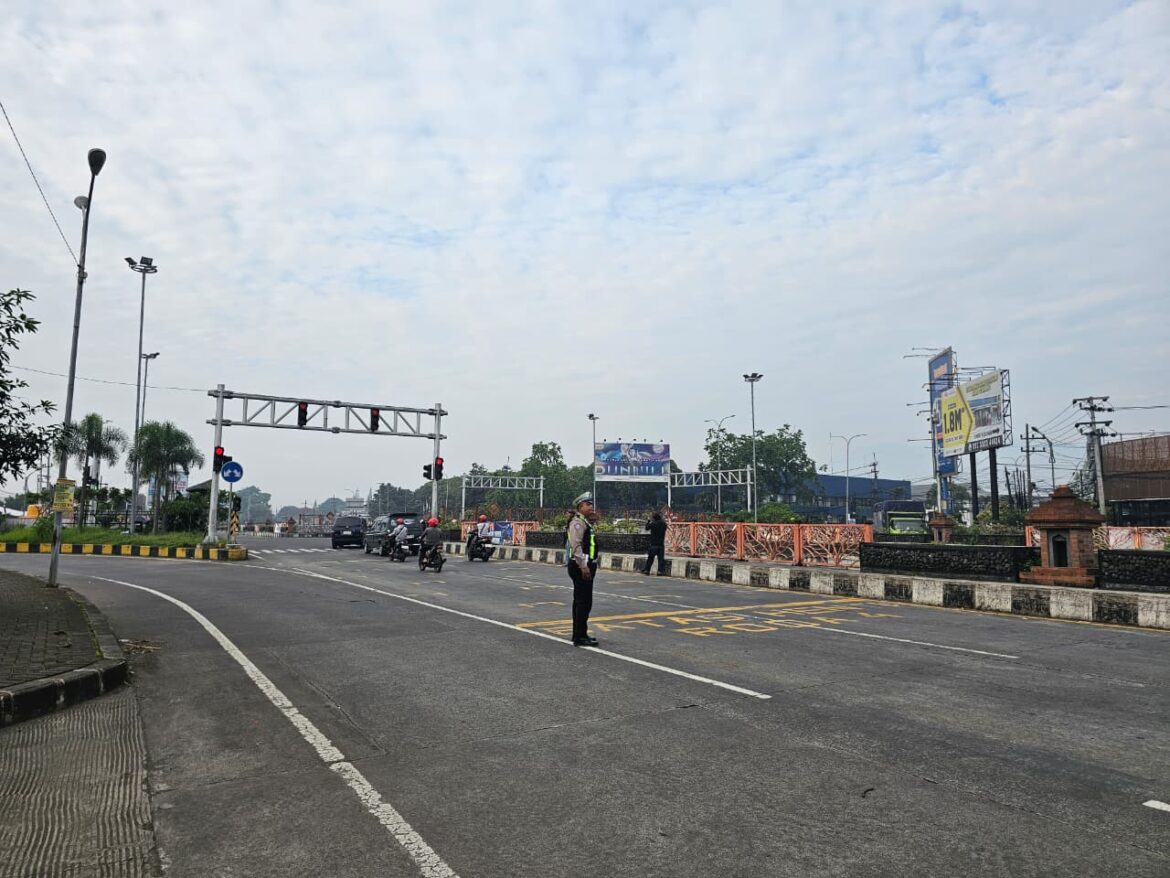 Polres Malang Siaga Operasi Lilin, Arus Kendaraan Masuk Tembus 38 Ribu per Hari