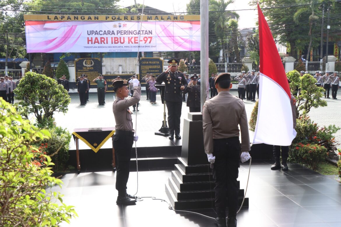 Polres Malang Gelar Upacara Hari Ibu ke-97, Kapolres: Perempuan Pilar Strategis Bangsa