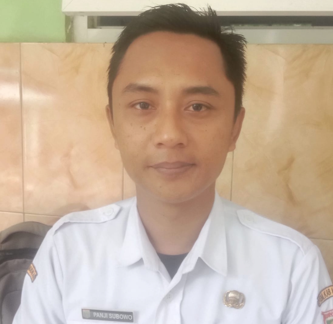 Panji Subowo S.Pd :”Bertugas di Tempat Terpencil, Adalah Panggilan, Pengabdian, Mencetak Generasi Penerus”