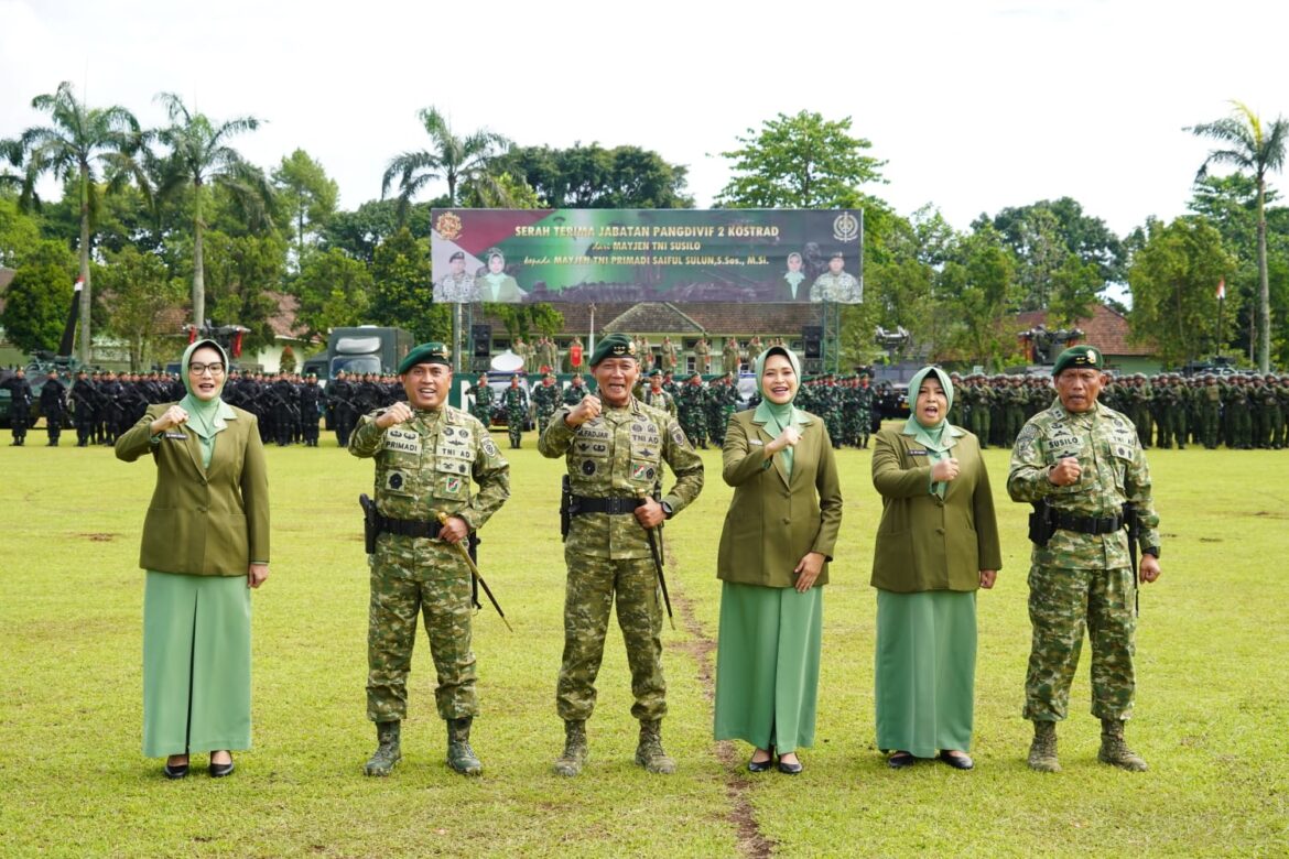 Mayjen TNI Primadi Saiful Sulun resmi jabat Panglima Divif 2 Kostrad